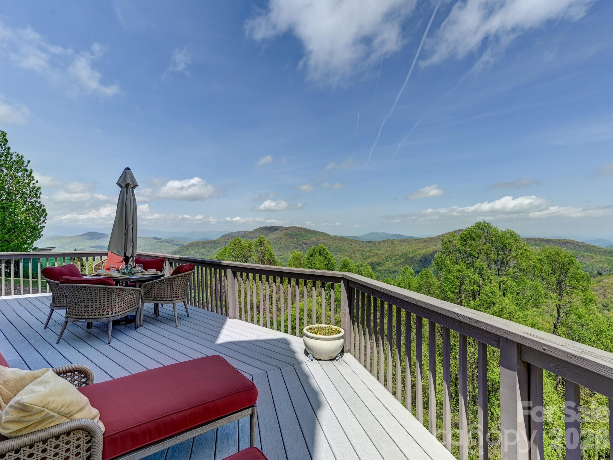 107 Fawns Rest Black Mountain NC 28711