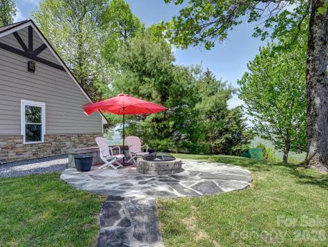 107 Fawns Rest Black Mountain NC 28711