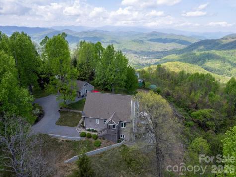 107 Fawns Rest Black Mountain NC 28711