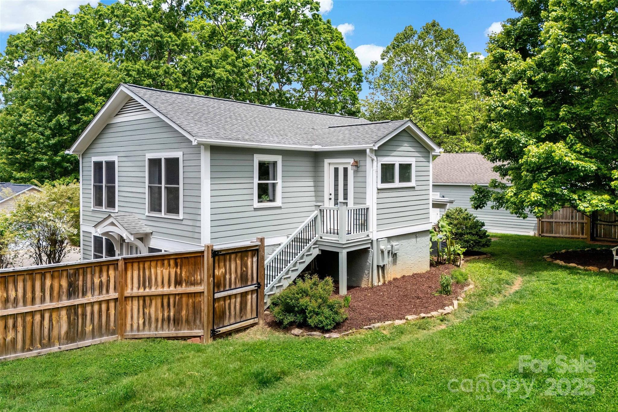 Asheville NC, 24 Browndale Road