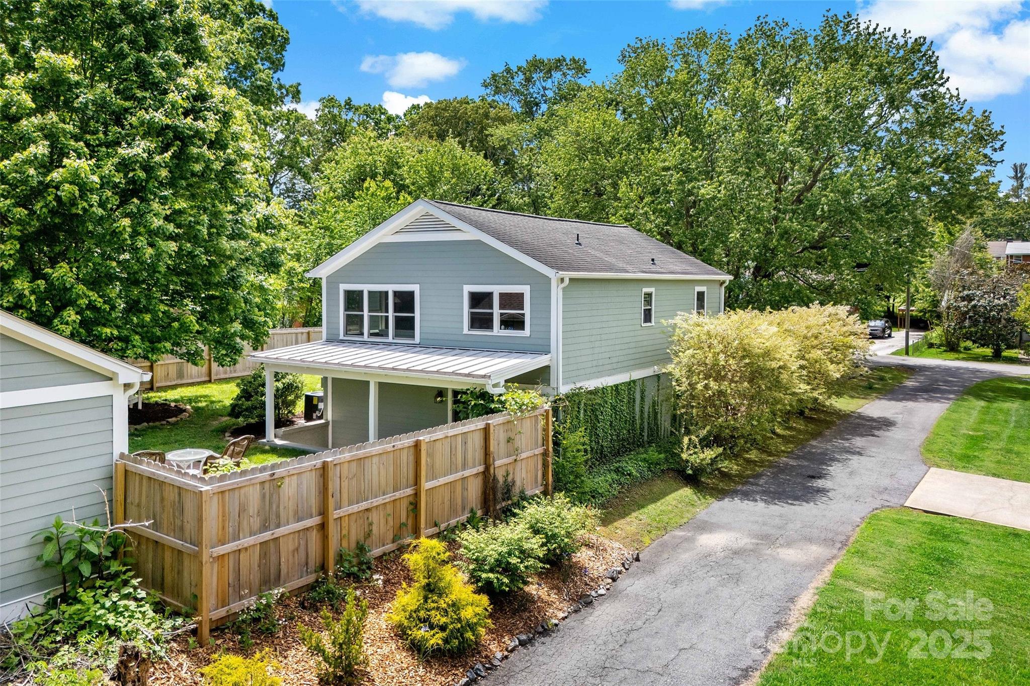 24 Browndale Road Asheville NC 28805