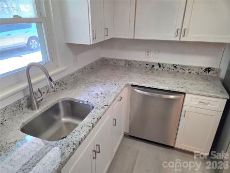 7222 Melody Lane Charlotte NC 28214