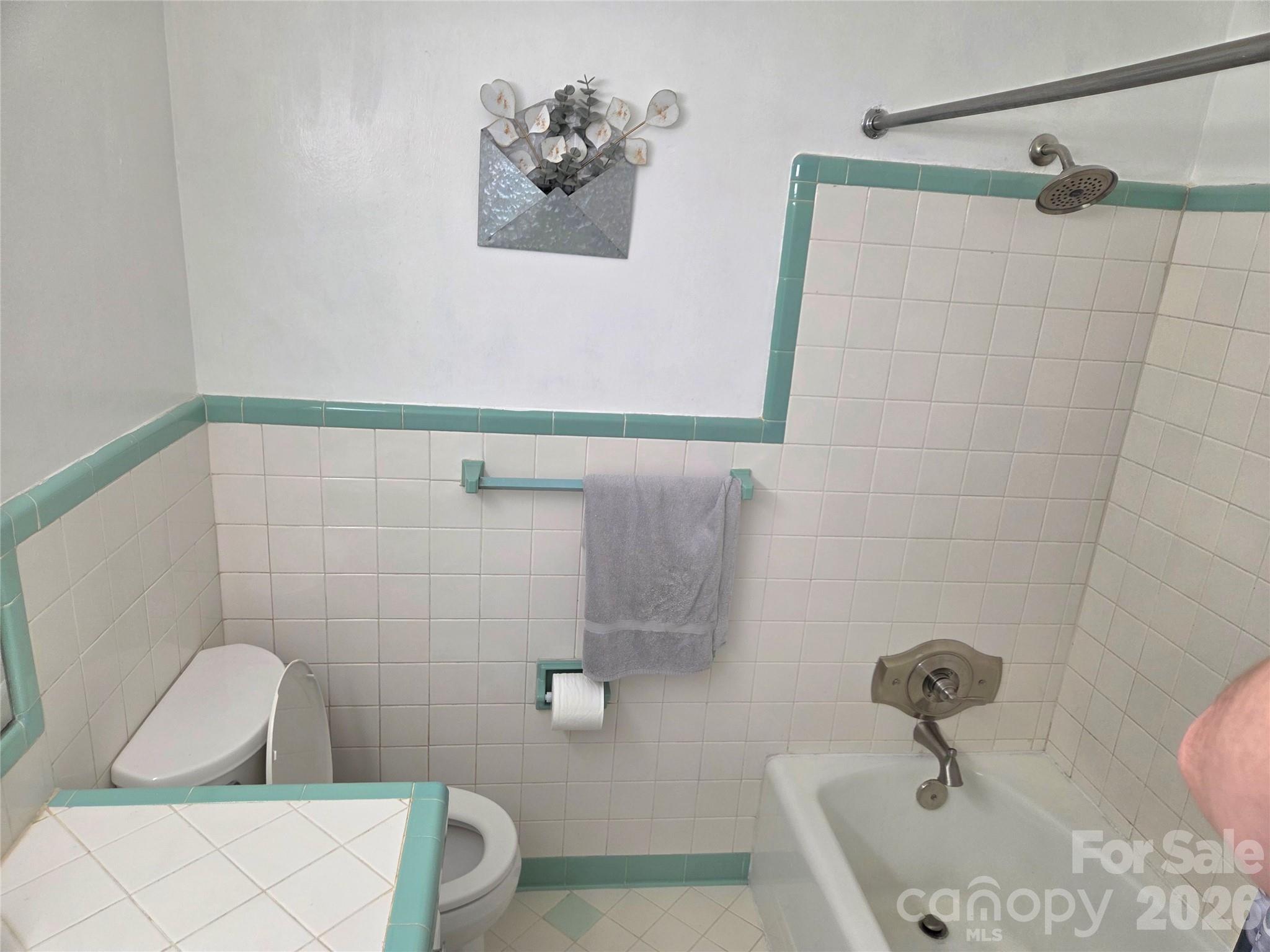 7222 Melody Lane Charlotte NC 28214