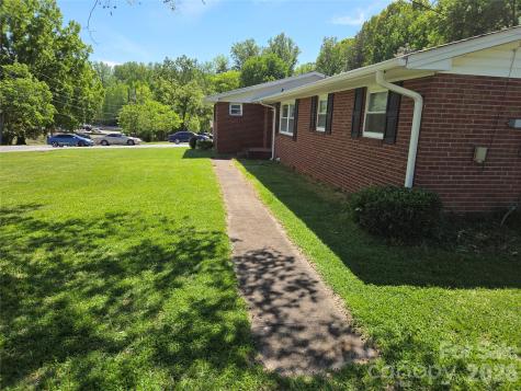 7222 Melody Lane Charlotte NC 28214