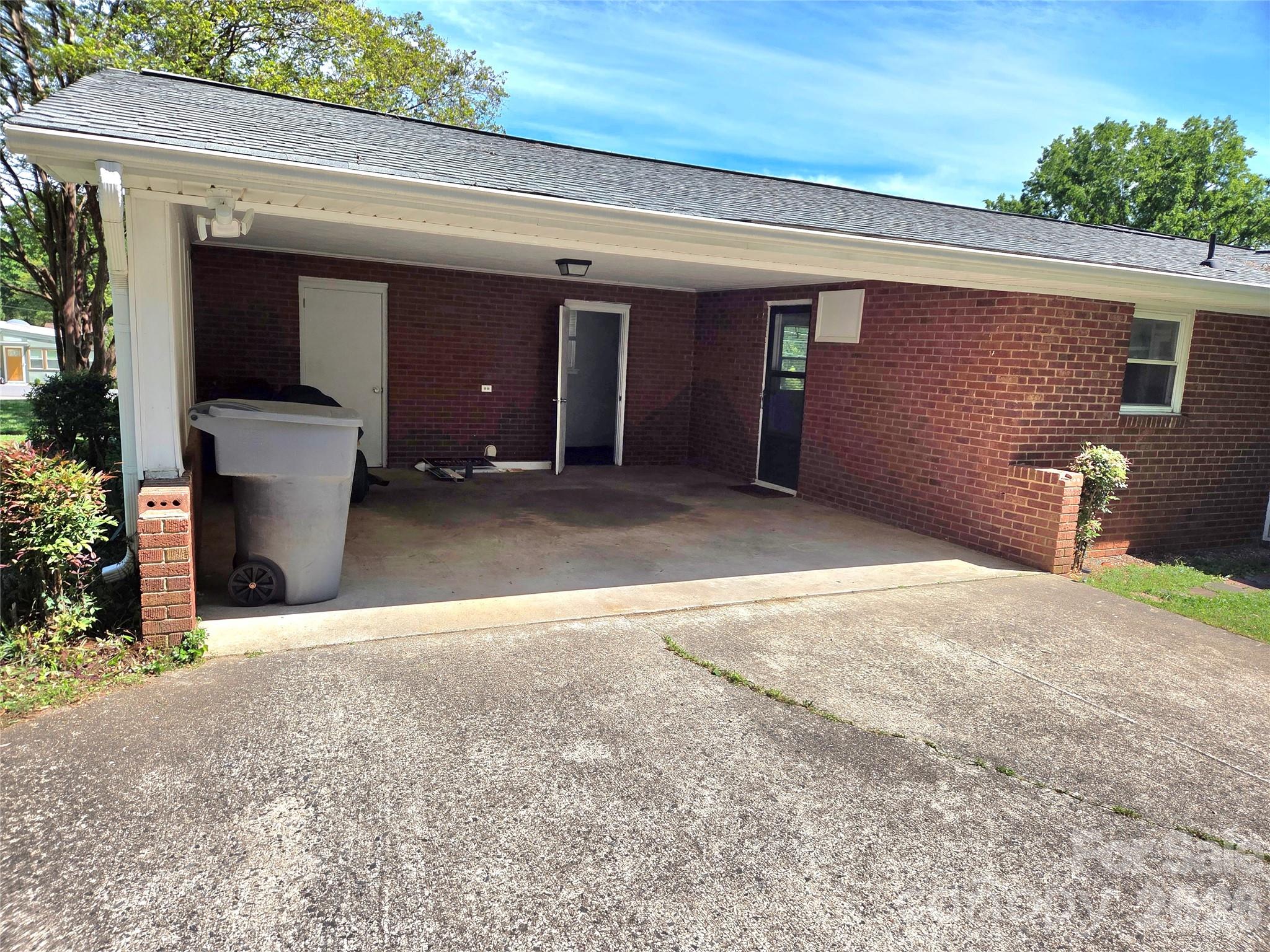 7222 Melody Lane Charlotte NC 28214