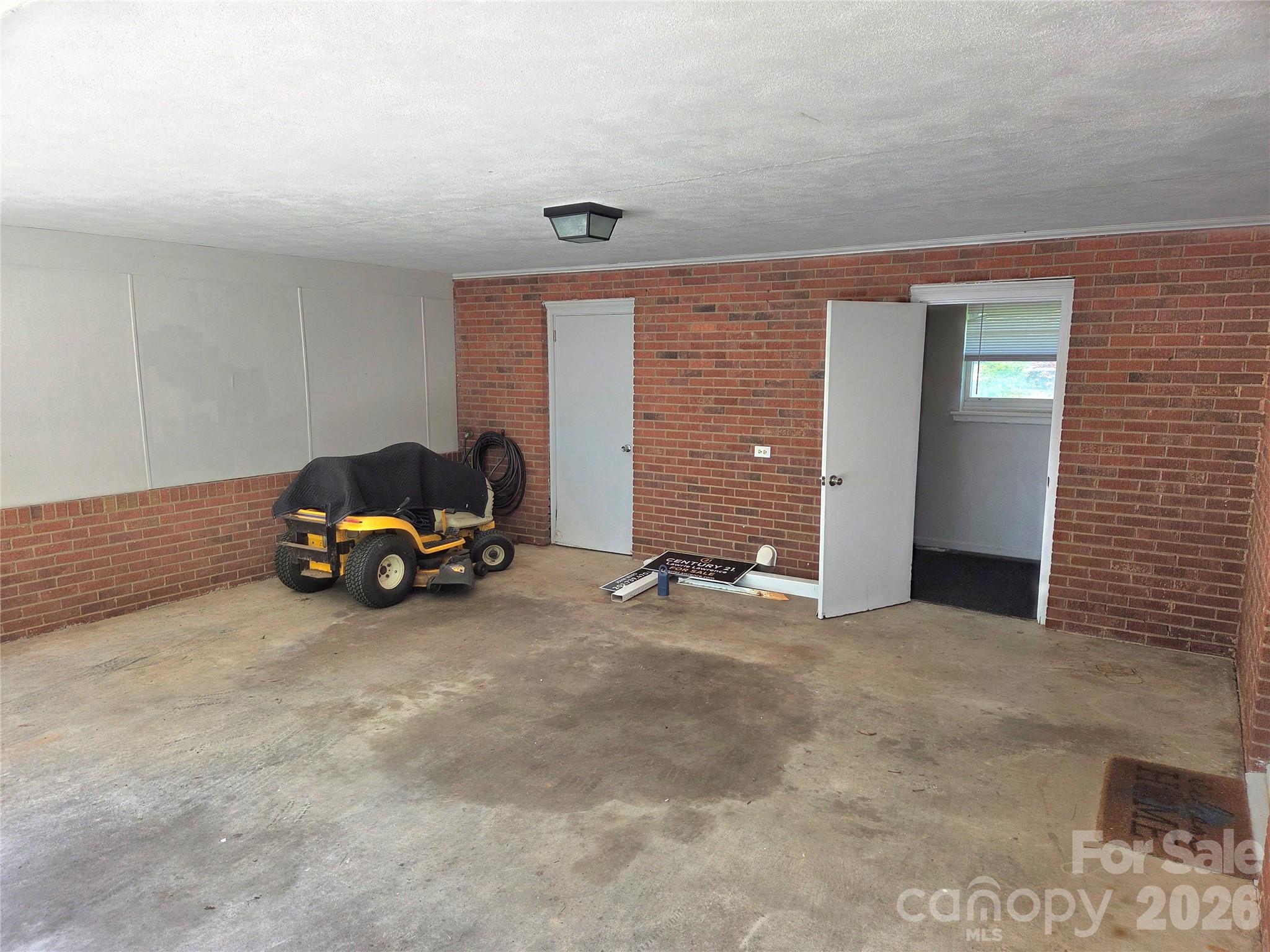 7222 Melody Lane Charlotte NC 28214