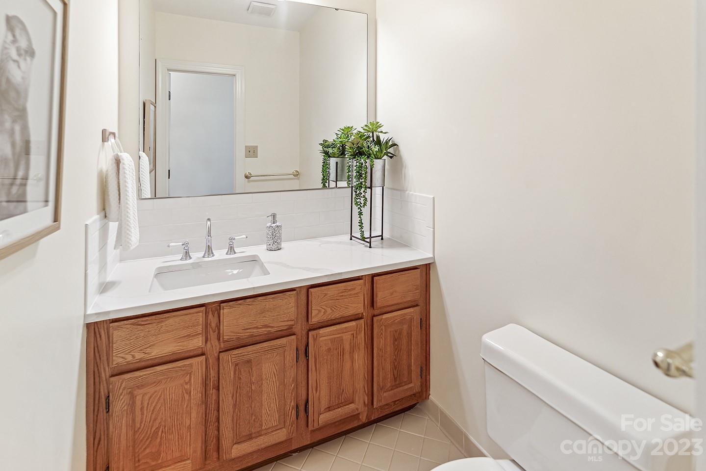 1601 S Wendover Road Charlotte NC 28211