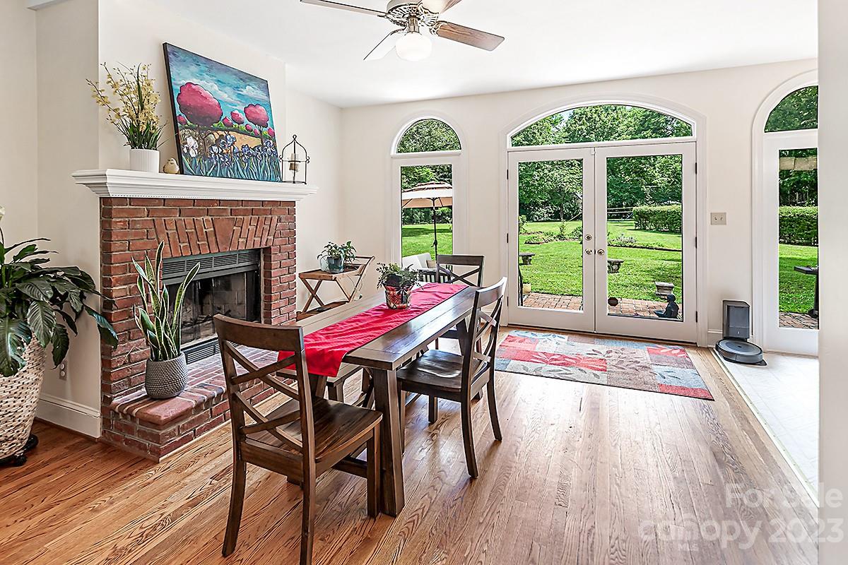 1601 S Wendover Road Charlotte NC 28211