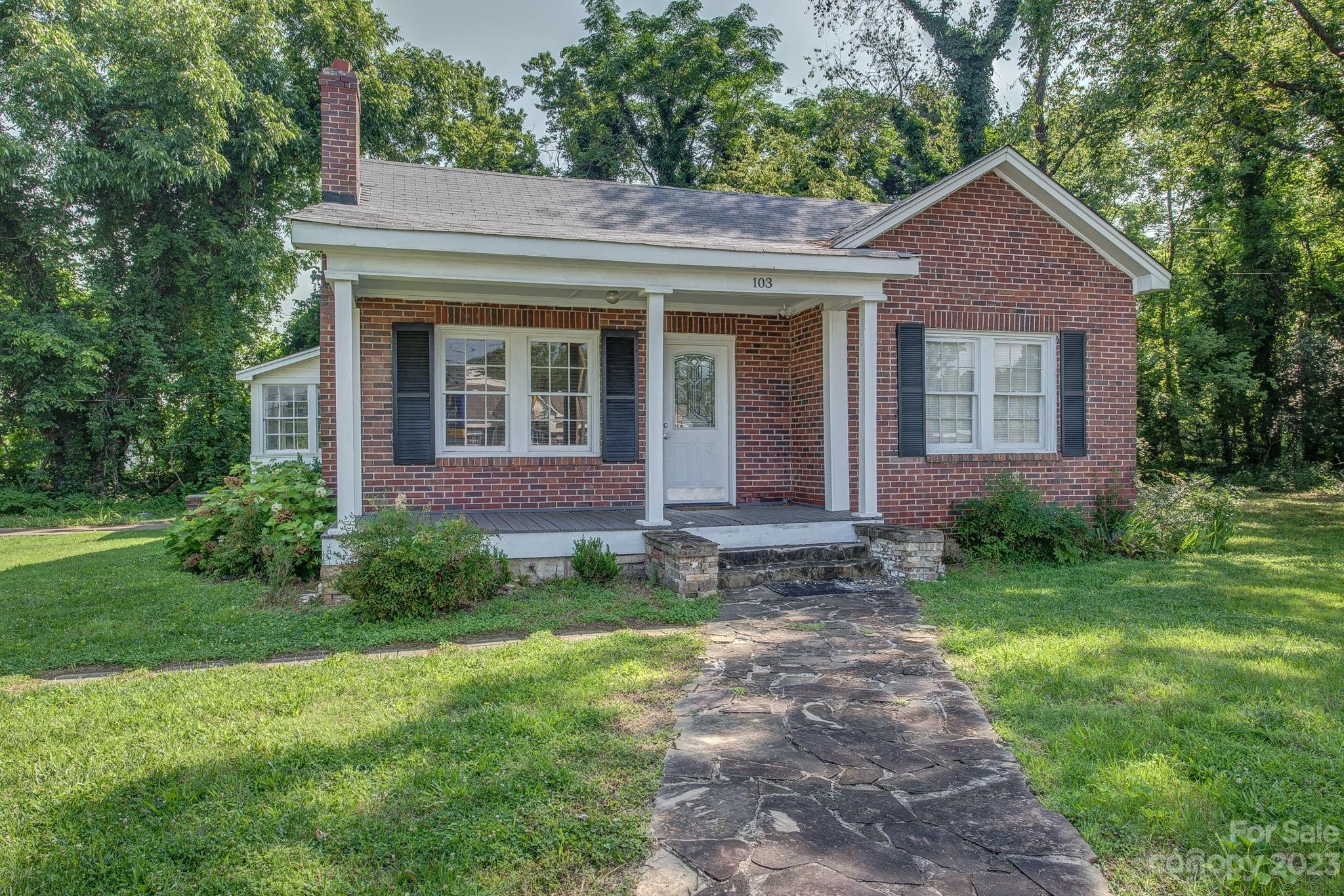 103 Old Mount Holly Road Stanley NC 28164