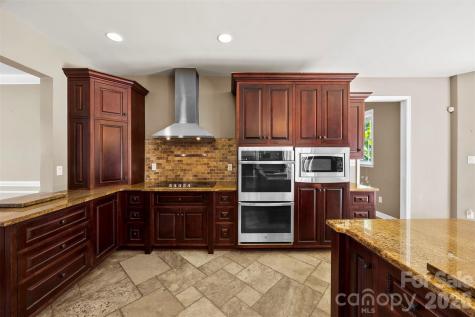 6520 Hollow Oak Drive Mint Hill NC 28227
