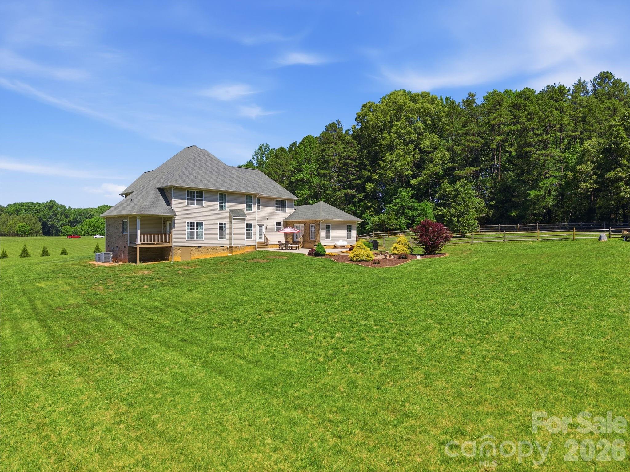 1434 Steeplechase Drive Mount Pleasant NC 28124