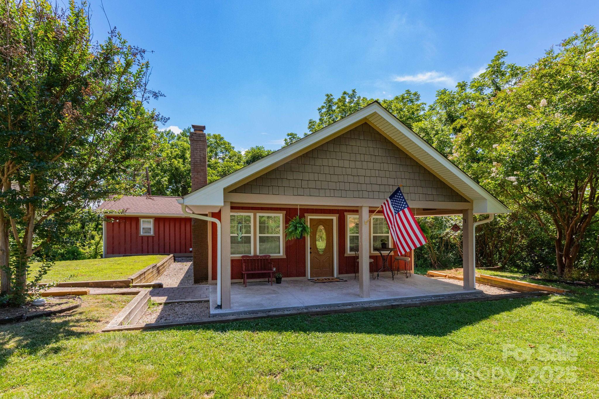 15 Weaver Hill Road Asheville NC 28805