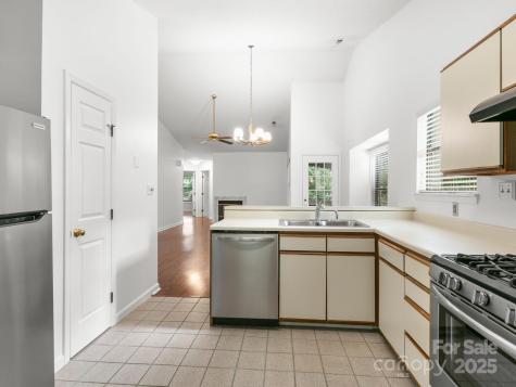 111 Cimarron Drive Asheville NC 28803