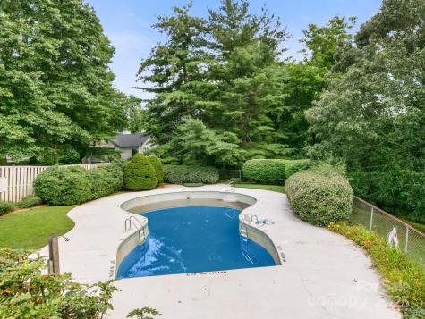 111 Cimarron Drive Asheville NC 28803