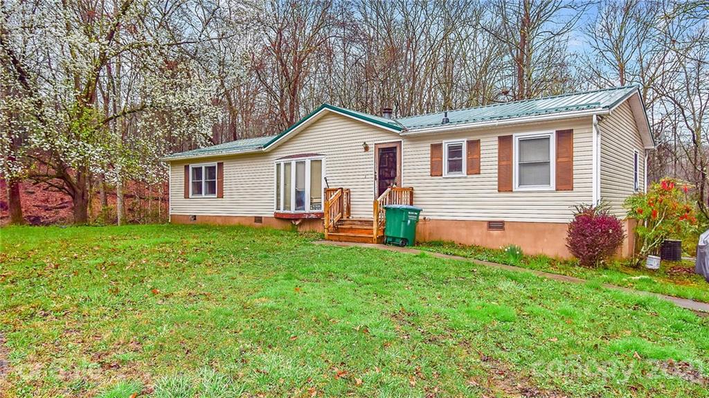 394 Turkey Pen Gap Road Horse Shoe NC 28742