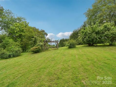 51 Sunset Drive Asheville NC 28806