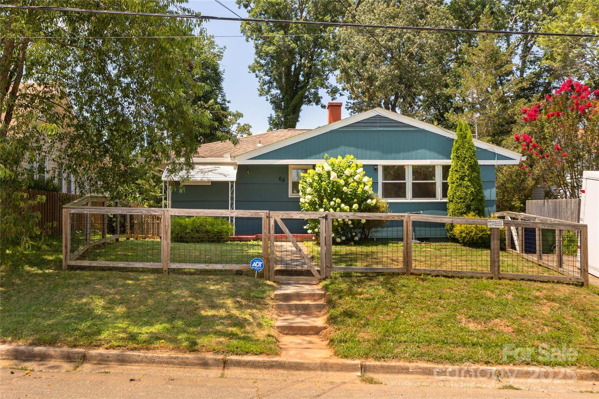 68 Vandalia Avenue Asheville NC 28806