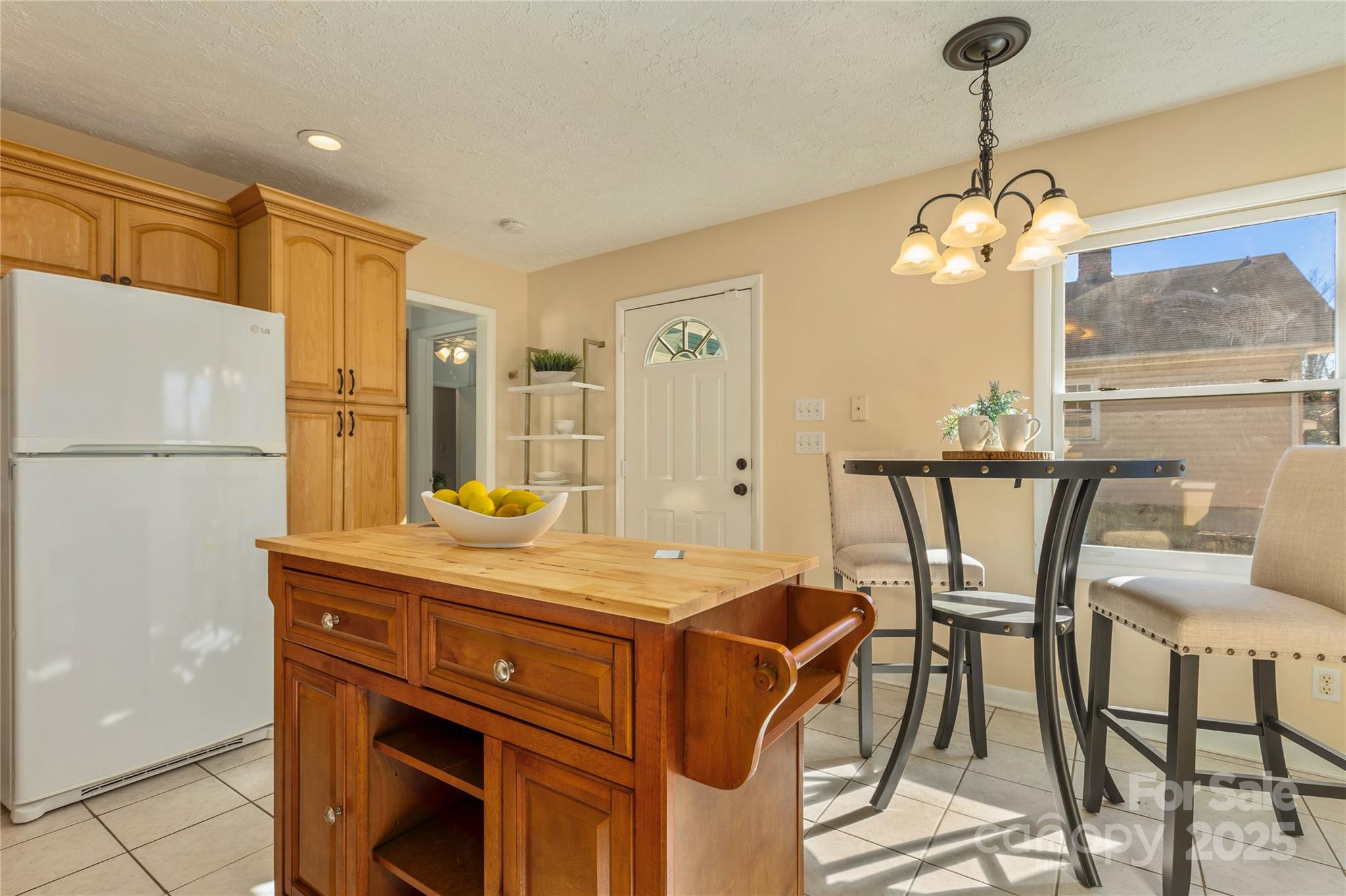 68 Vandalia Avenue Asheville NC 28806