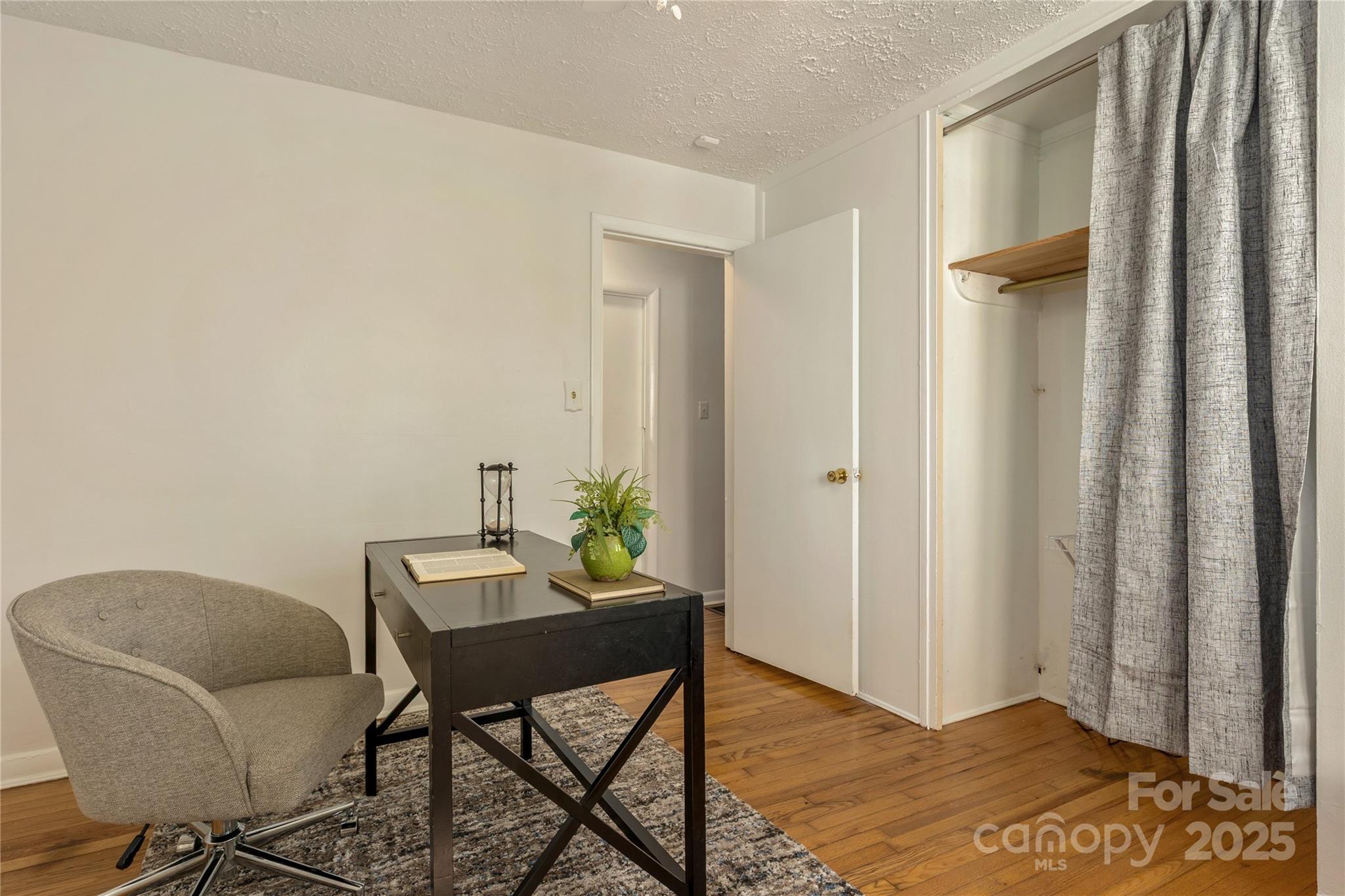 68 Vandalia Avenue Asheville NC 28806