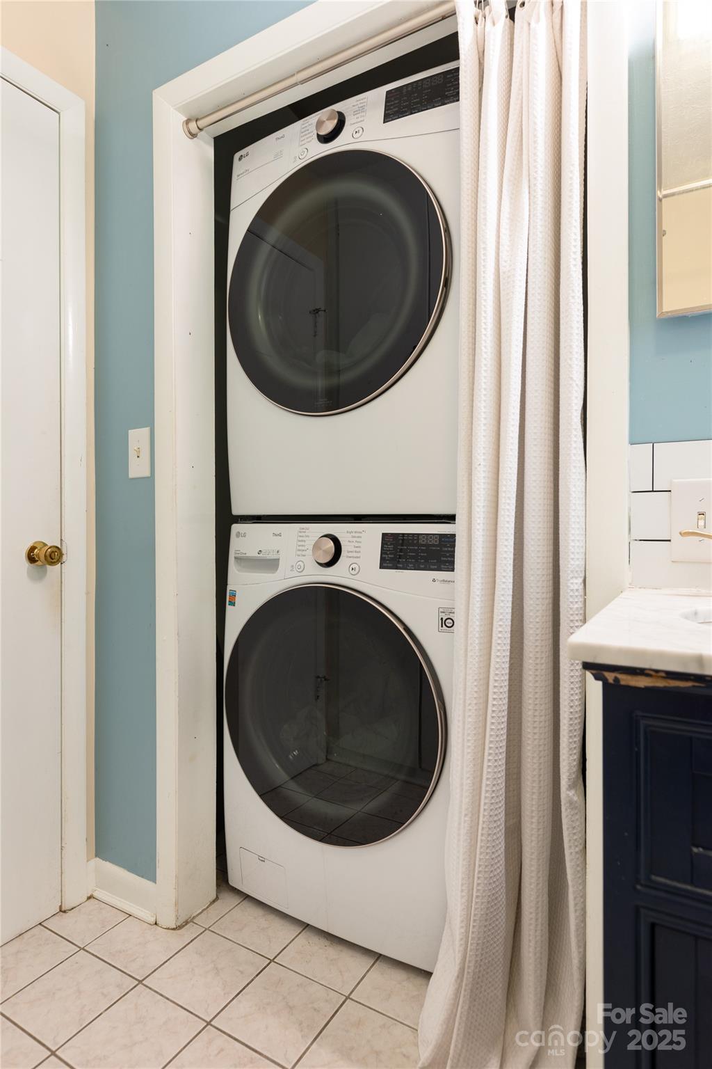 68 Vandalia Avenue Asheville NC 28806