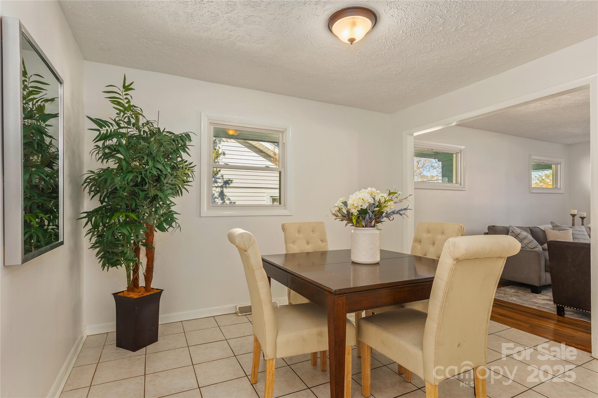 68 Vandalia Avenue Asheville NC 28806