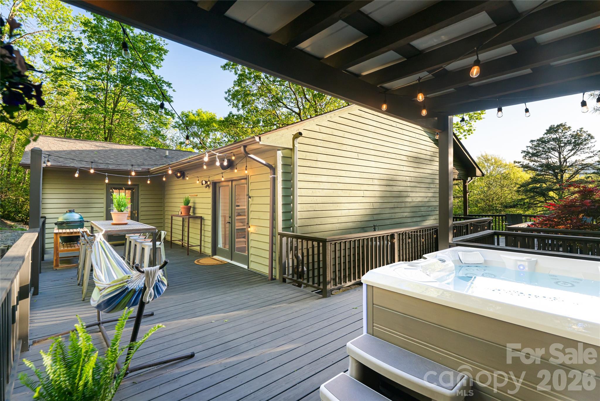 2159 North Fork Right Fork Road Black Mountain NC 28711