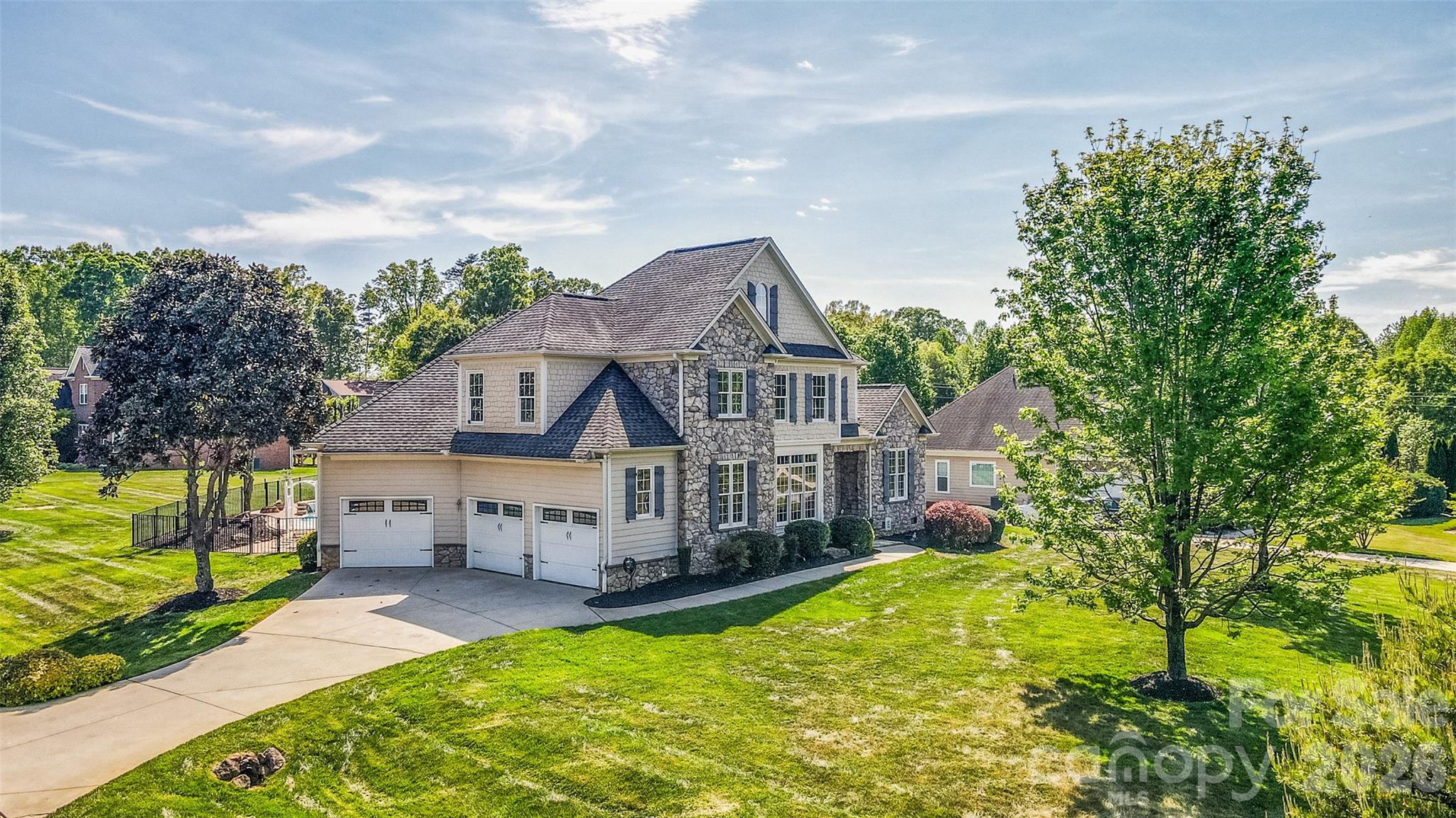 2509 Stoneview Court Denver NC 28037
