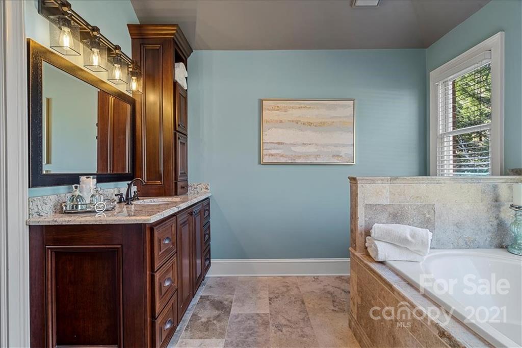 11426 Pine Valley Club Drive Charlotte NC 28277