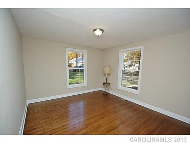 528 Lorna Street Charlotte NC 28205