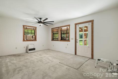 206 Willow Lane Rosman NC 28772