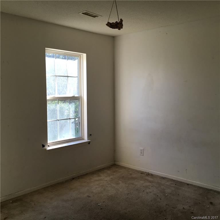 10928 Olde English Drive Charlotte NC 28216