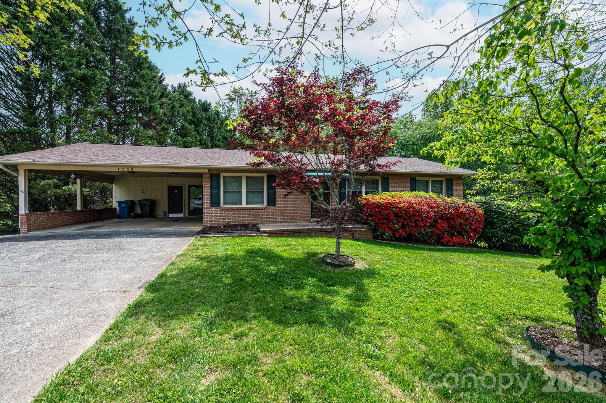 1250 21st Avenue NE Hickory NC 28601