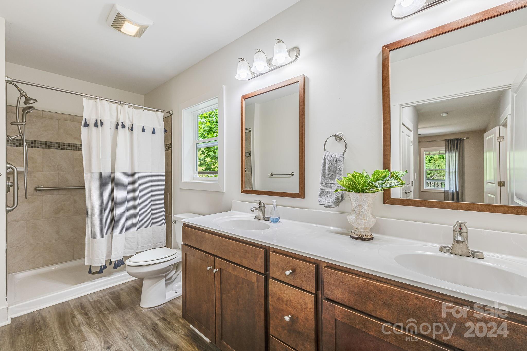 6 Hampton Lane Weaverville NC 28787