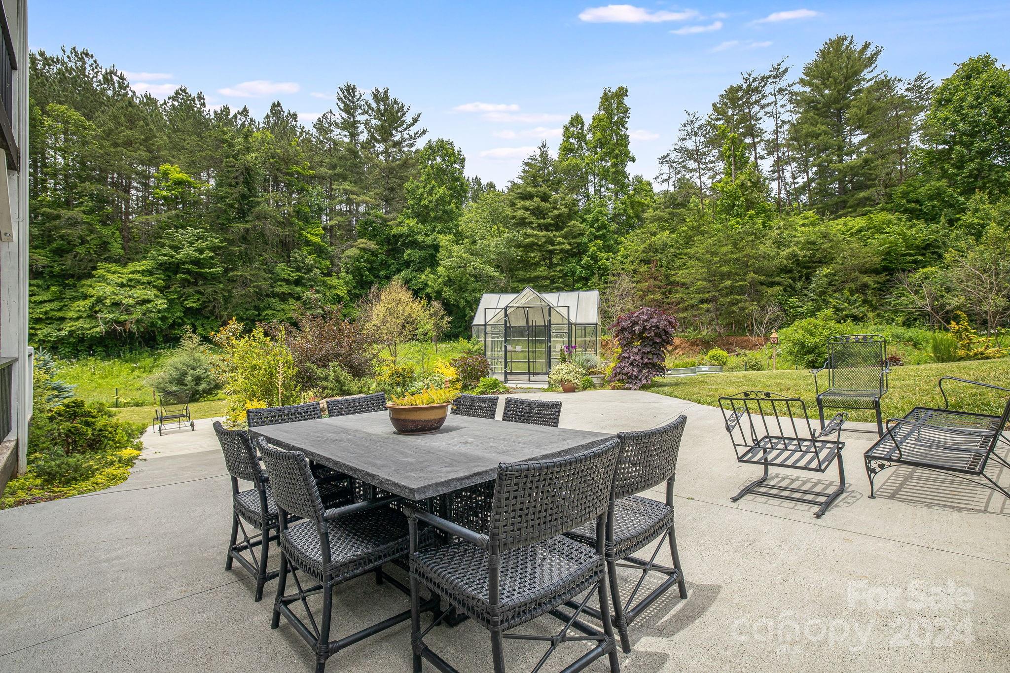 6 Hampton Lane Weaverville NC 28787