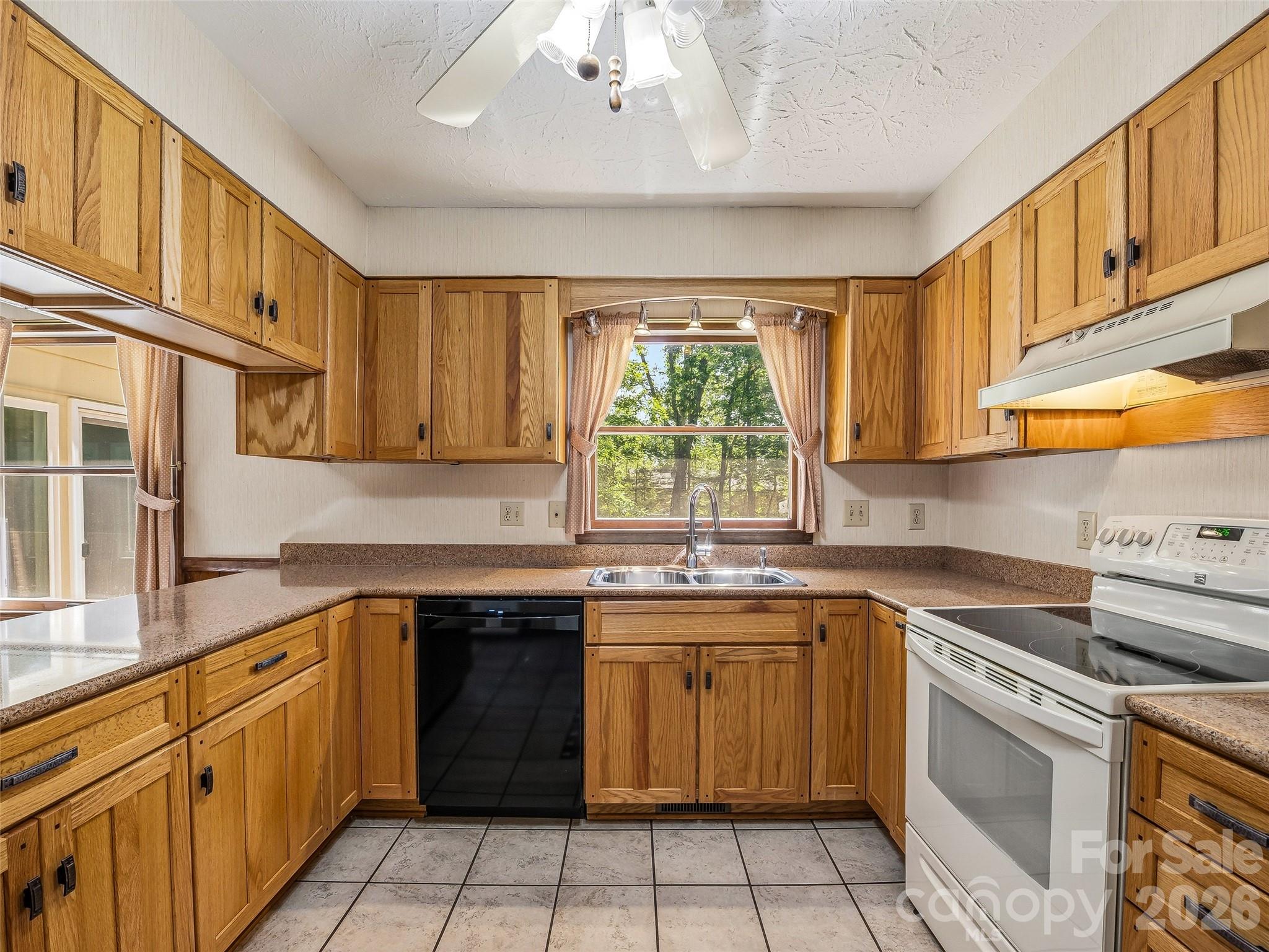 11 Woodmere Drive Arden NC 28704