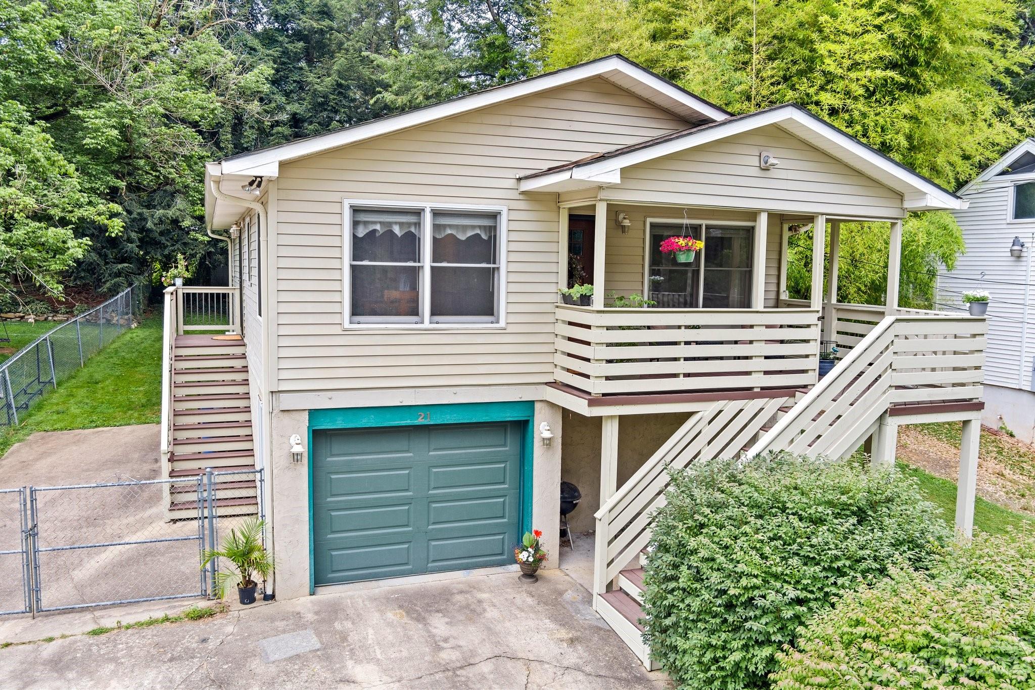 21 Mcdade Street Asheville NC 28806
