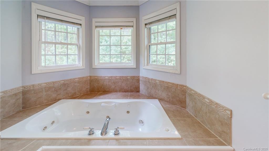 206 Stoney Knob Road Weaverville NC 28787