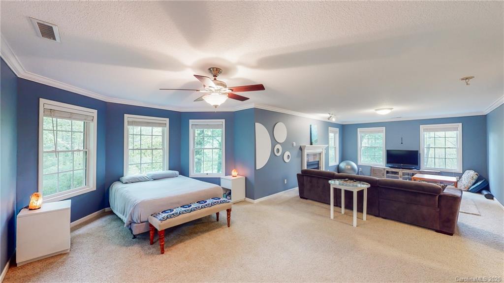 206 Stoney Knob Road Weaverville NC 28787