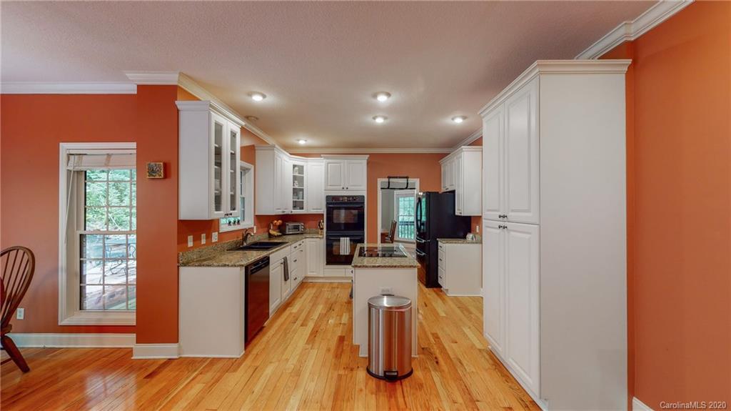 206 Stoney Knob Road Weaverville NC 28787