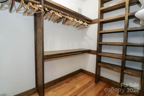 23 Chaucer Road Black Mountain NC 28711