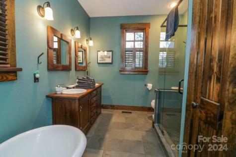 23 Chaucer Road Black Mountain NC 28711