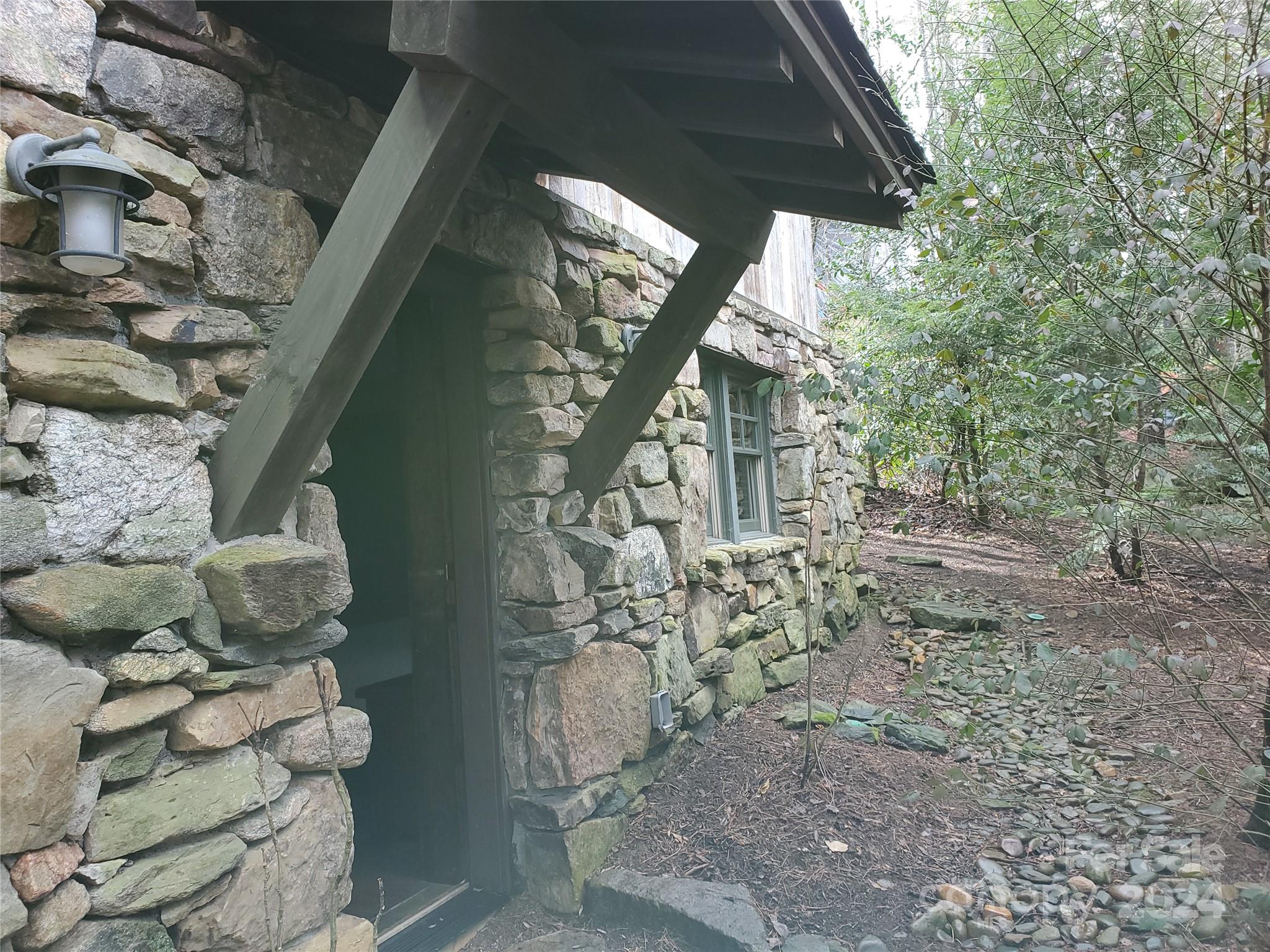 23 Chaucer Road Black Mountain NC 28711