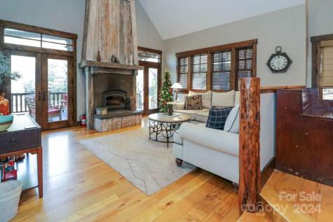 23 Chaucer Road Black Mountain NC 28711