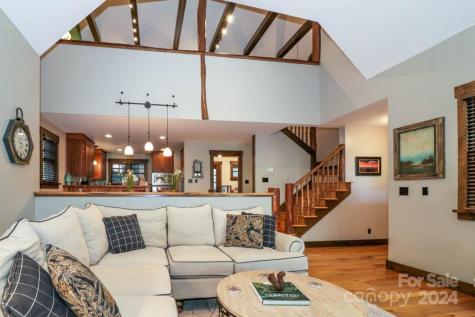 23 Chaucer Road Black Mountain NC 28711