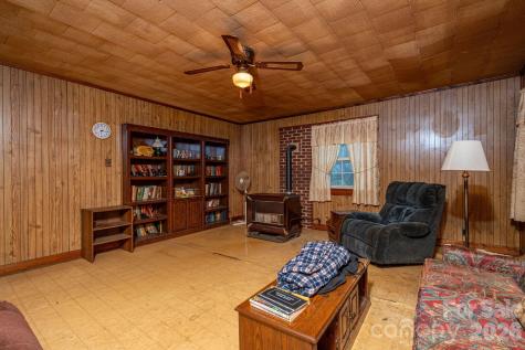 1354 Harless Road Lincolnton NC 28092