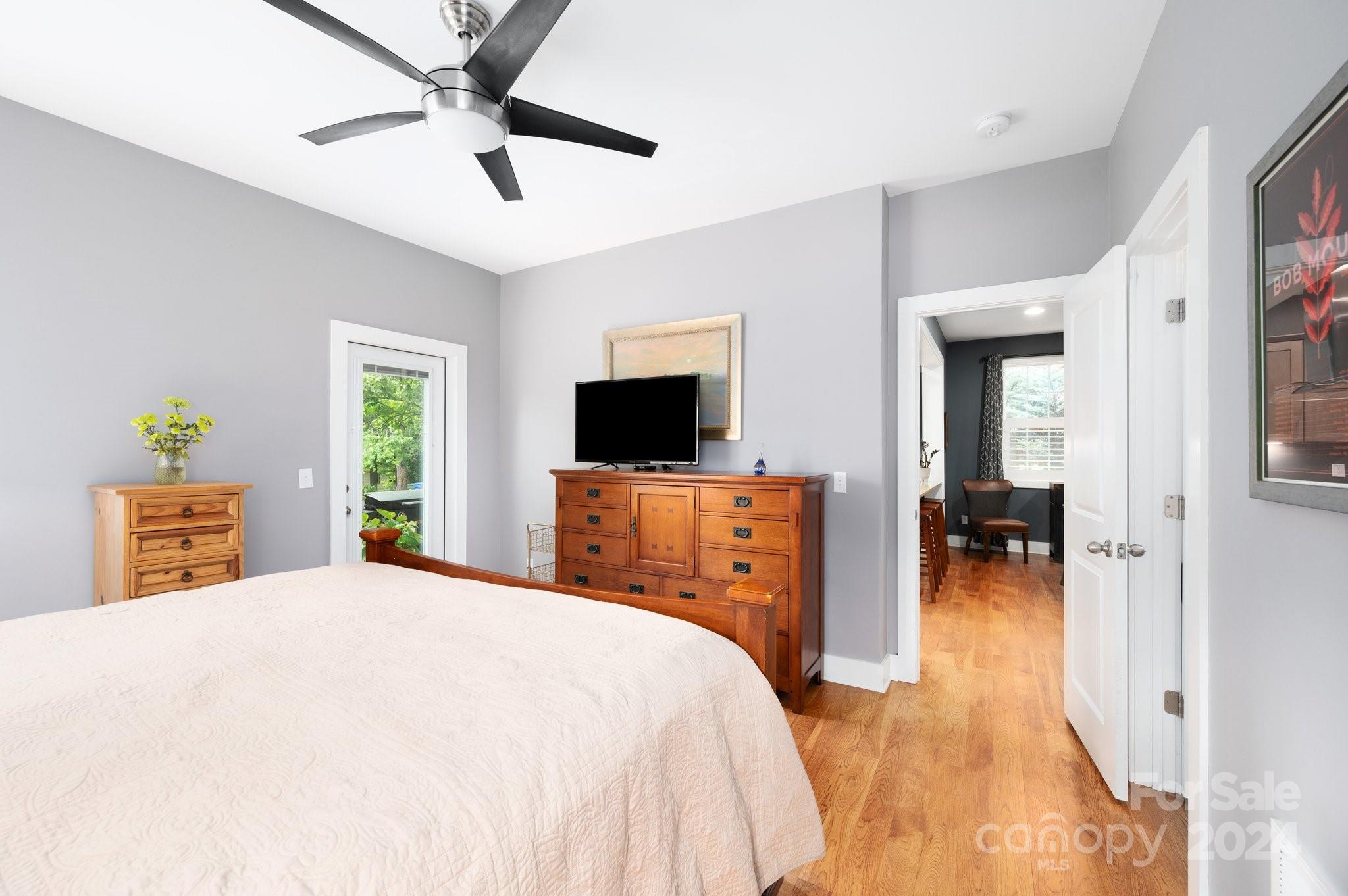 98 Barnard Avenue Asheville NC 28804