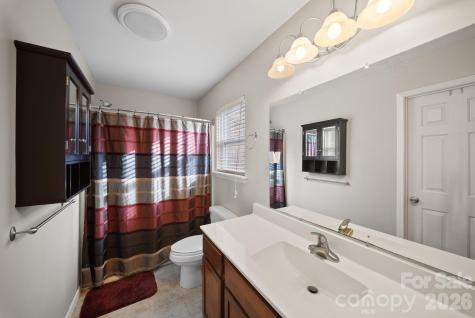 76 Hershel Lane Swannanoa NC 28778