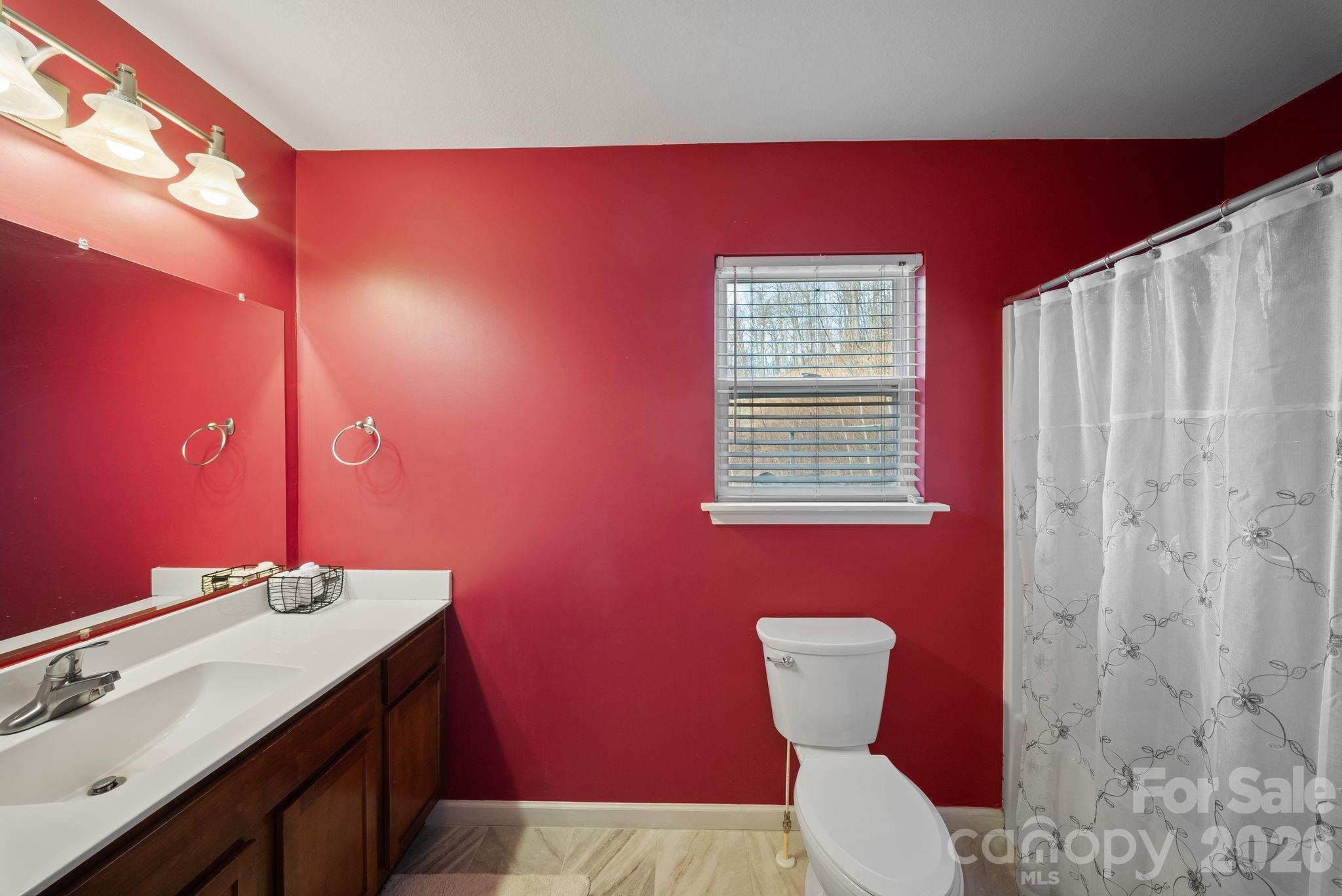 76 Hershel Lane Swannanoa NC 28778