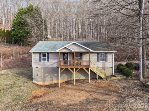 76 Hershel Lane Swannanoa NC 28778