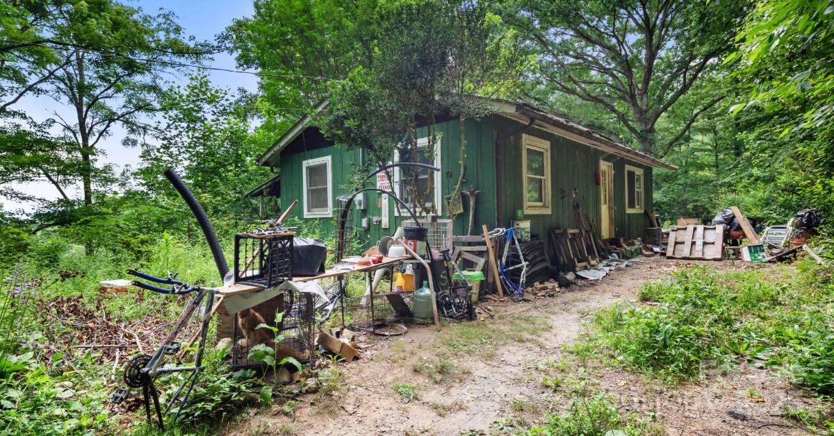 83 Lemon Tree Drive Sylva NC 28779